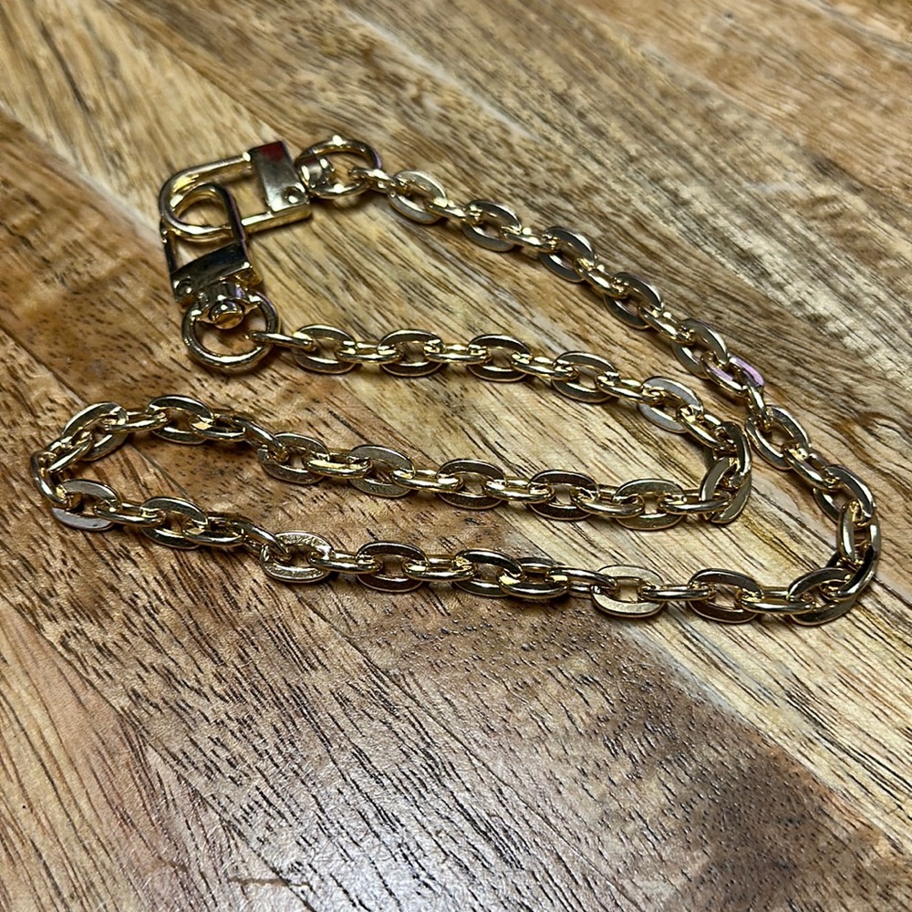 18” unbranded gold chain strap